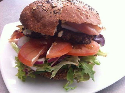 M&M Burger Bar And Take Away - Accommodation Resorts 0