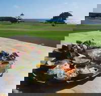 Henry's at the Coast - Accommodation Resorts