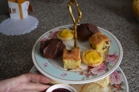 Lazy Teas - Accommodation Resorts 1