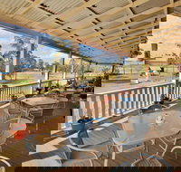 Railway Hotel Bribbaree - Accommodation Resorts