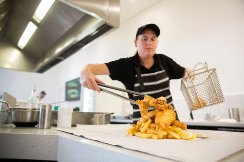 The Fresh Fish Place Fish Market & Café - Accommodation Resorts 1