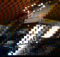 The Lion Of Waterloo Restaurant - Closed Until Further Notice - Accommodation Resorts