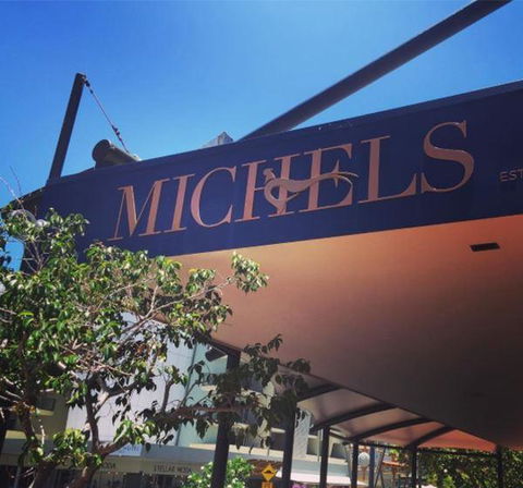 Michel's Restaurant - Accommodation Resorts 24