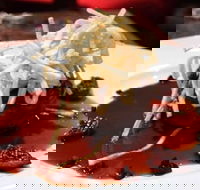 Shakey Tables - Accommodation Resorts