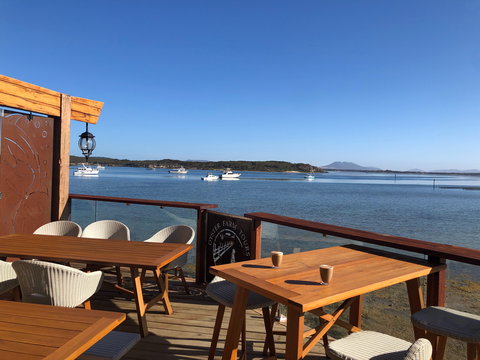 Oyster HQ - Accommodation Resorts 0