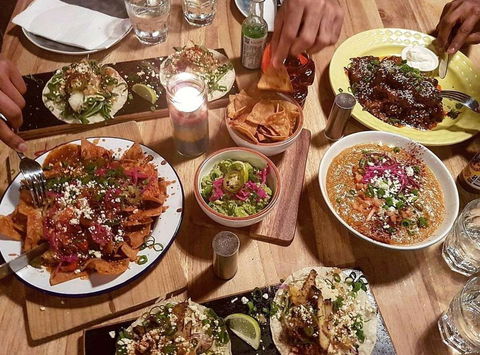 El Rio - Accommodation Resorts 0