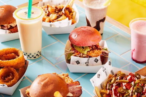 London K Burgers - Accommodation Resorts 0