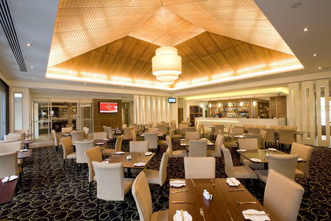 The Barker Hotel - Accommodation Resorts 1