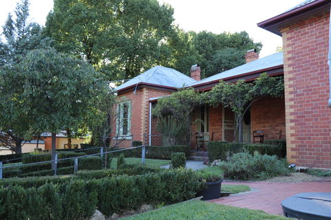 Elm Dining - Accommodation Resorts 0
