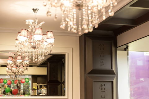 Selene's Chocolate Bar - Box Hill - Accommodation Resorts 0