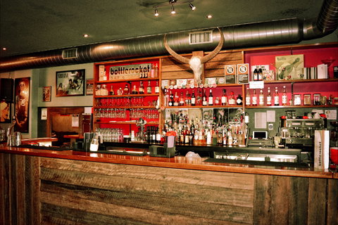 Bottlerocket Bar And Cafe - Accommodation Resorts 1