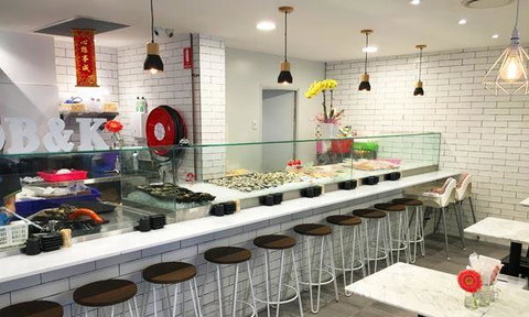 Viet Hoa Oyster Bar & Kitchen - Accommodation Resorts 5