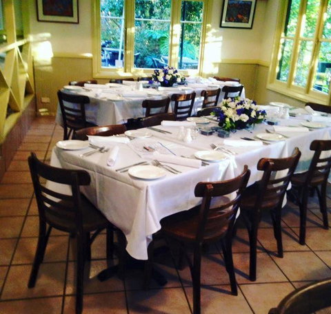 Lindsay's Cafe - Accommodation Resorts 6