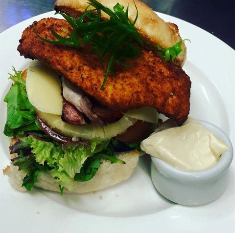 Lindsay's Cafe - Accommodation Resorts 7