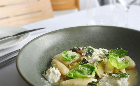 Esca Bimbadgen - Accommodation Resorts 11