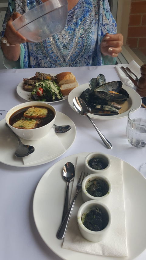 Camille - Accommodation Resorts 4