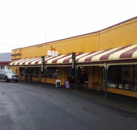 The Brown Dog - Accommodation Resorts