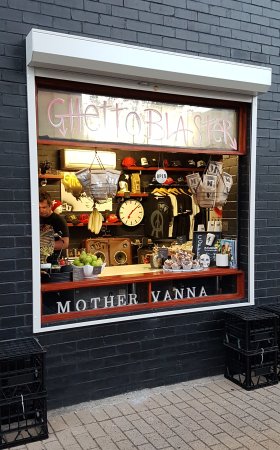 Ghetto Blaster - Accommodation Resorts 0