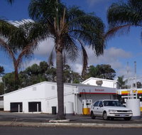 Hillview Roadhouse Motel Restaurant - Accommodation Resorts