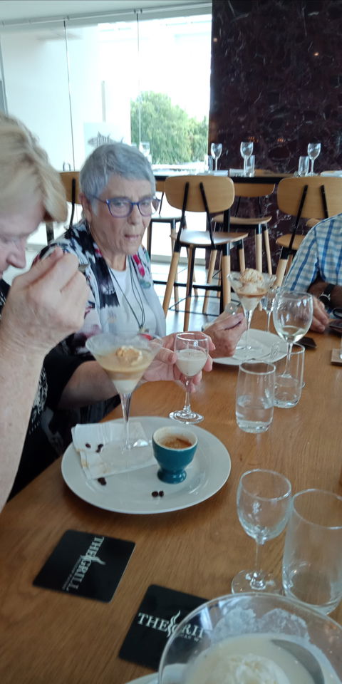 The Grill Pelican Waters - Accommodation Resorts 1