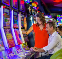 Fullers Sports Bistro  Cafe - Accommodation Resorts