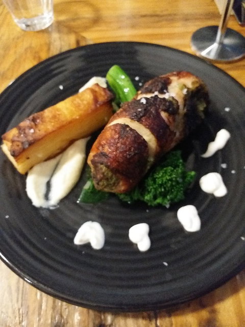 The Commercial Boutique Hotel - Accommodation Resorts 3