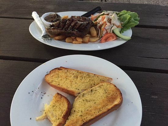 Lavelle QLD Accommodation Resorts