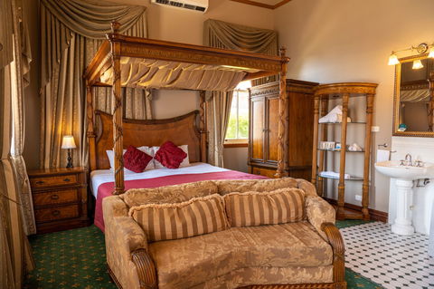 Denison Boutique Hotel - Accommodation Resorts 7