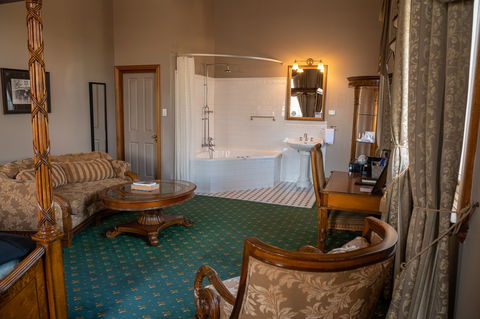 Denison Boutique Hotel - Accommodation Resorts 11