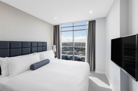 Meriton Serviced Apartments North Sydney - Accommodation Resorts 7