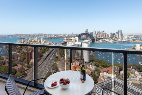 Meriton Serviced Apartments North Sydney - Accommodation Resorts 13
