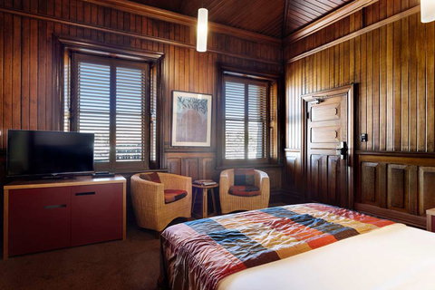 The Henry Jones Art Hotel - Accommodation Resorts 5