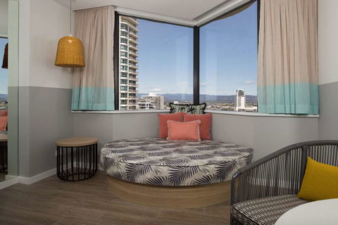 QT Gold Coast - Accommodation Resorts 5