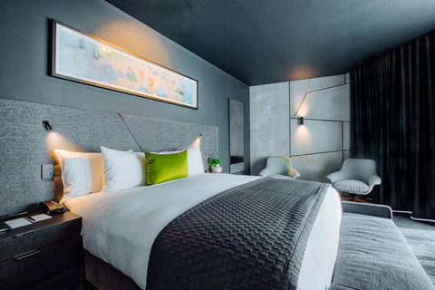 Eatons Hill Hotel - Accommodation Resorts 6