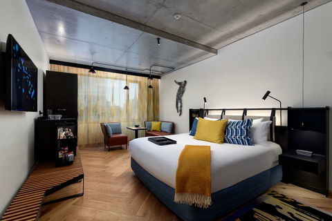 QT Melbourne - Accommodation Resorts 4