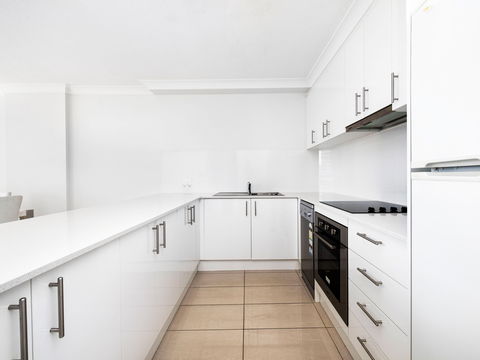 Breakfree Cosmopolitan Resort - Accommodation Resorts 12