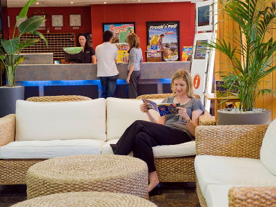 Islander Resort Hotel - Accommodation Resorts 1