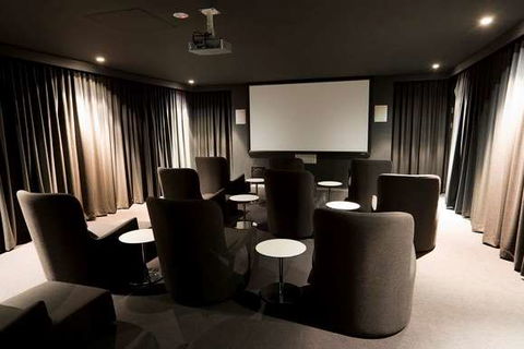 Mantra Circle on Cavill - Accommodation Resorts 8