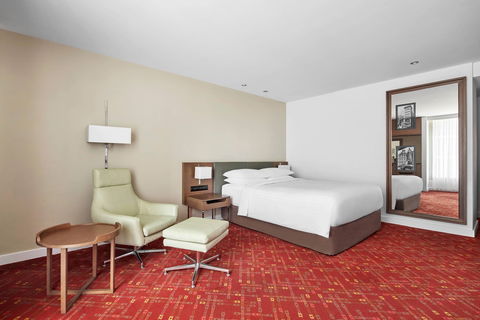 Melbourne Marriott Hotel - Accommodation Resorts 4