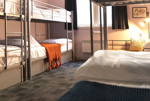 United Backpackers - Accommodation Resorts 8