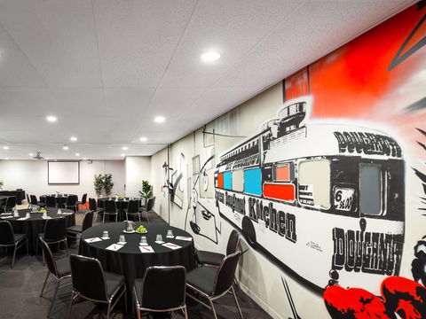 Ibis Hotel - Accommodation Resorts 10