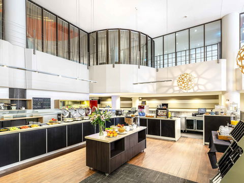 Ibis Hotel - Accommodation Resorts 13