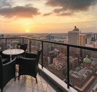 Meriton Suites Pitt Street - Accommodation Resorts