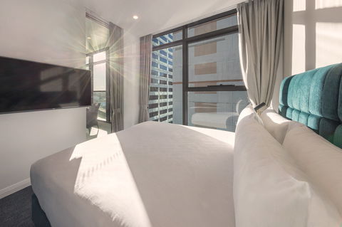 Meriton Suites Sussex Street, Sydney - Accommodation Resorts 12