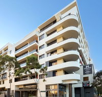 Meriton Suites Waterloo - Accommodation Resorts