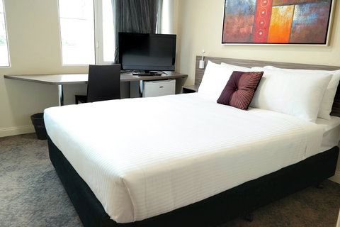 28 Hotel - Accommodation Resorts 6