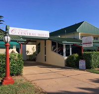 Emerald Central Hotel - Accommodation Resorts