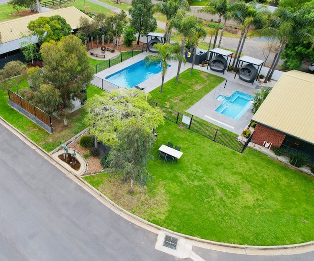 Balldale NSW Accommodation Resorts
