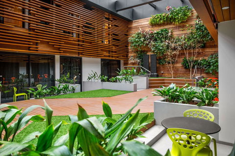 Jasper Hotel - Accommodation Resorts 1