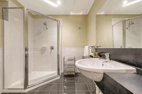 Lake Inn Ballarat - Accommodation Resorts 3